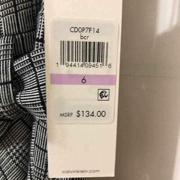 Calvin Klein
Belted Stretch Midi Dress - Picture 12 of 13